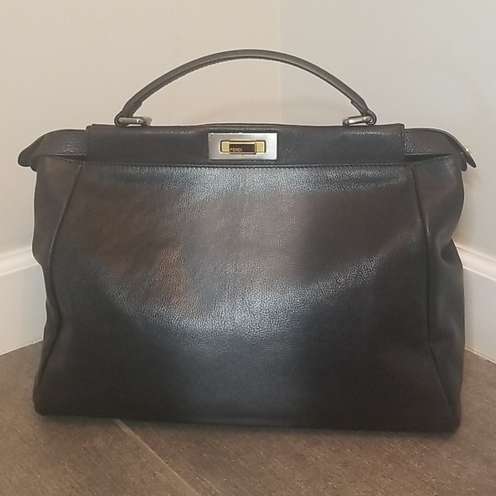 Fendi Borsa Peekaboo bag Medium
